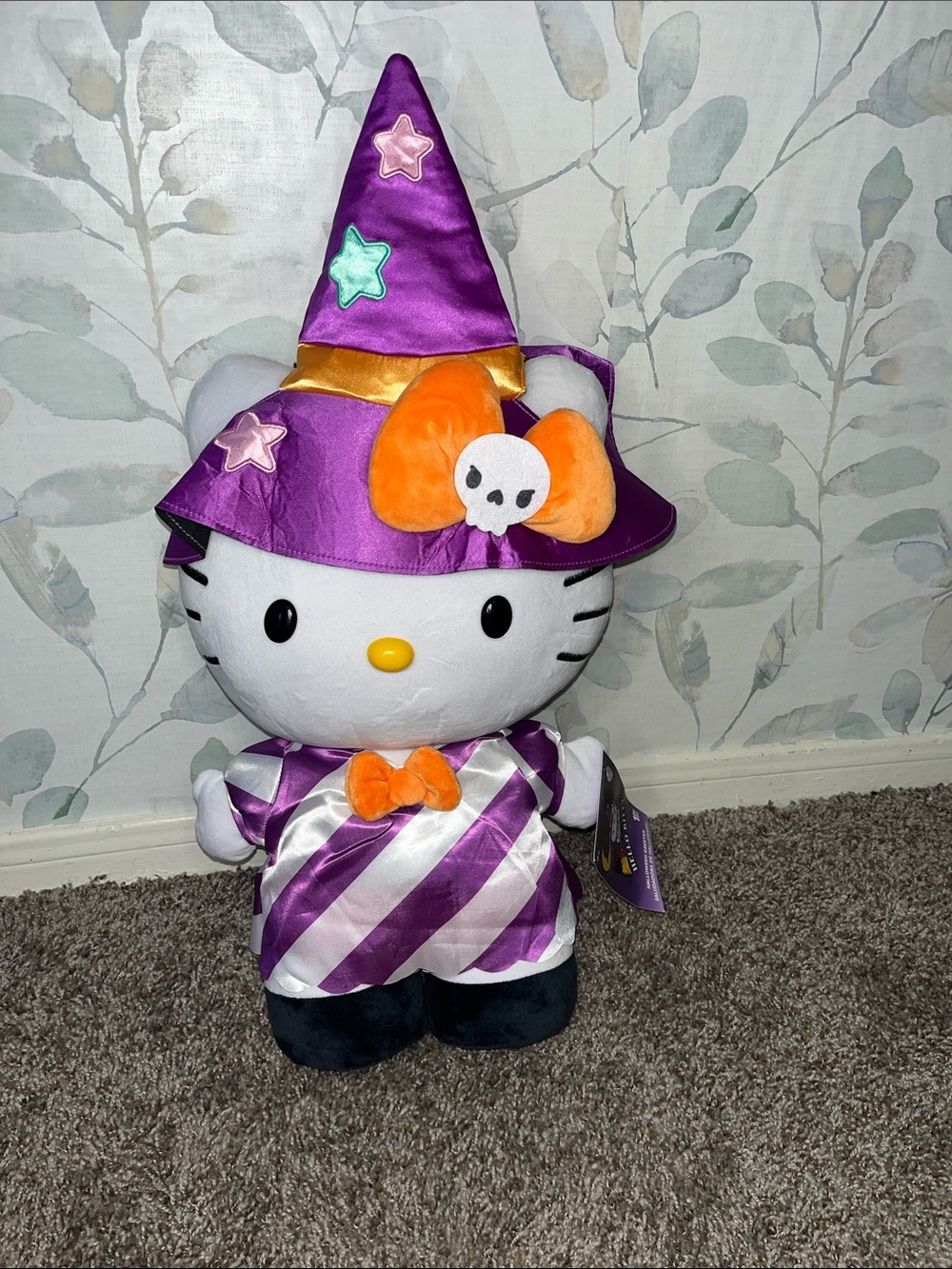 Hello Kitty 2026 Purple and Orange Witch Greeter